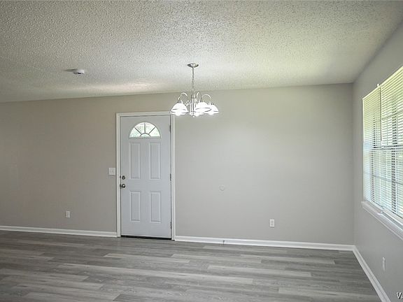 4th image of 10735 Tiara Dr