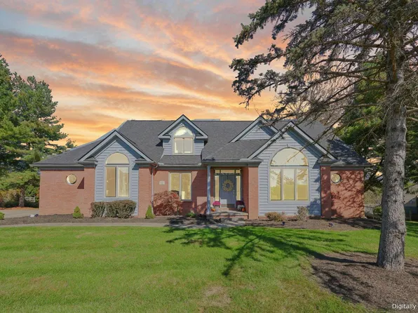 391 Bryn Du Dr, Granville, OH 43023