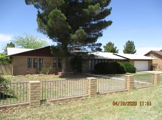 1590 Rogers Ave, Douglas, AZ 85607