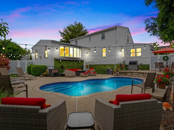 19 Ernest Rd, Arlington, MA 02474