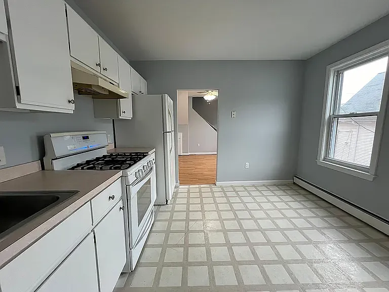 155R E Central St — Photo 10