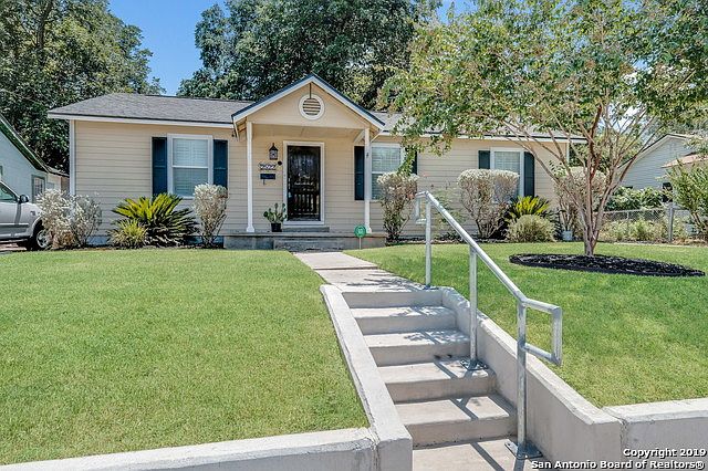 1st image of 2522 W Mistletoe Ave
