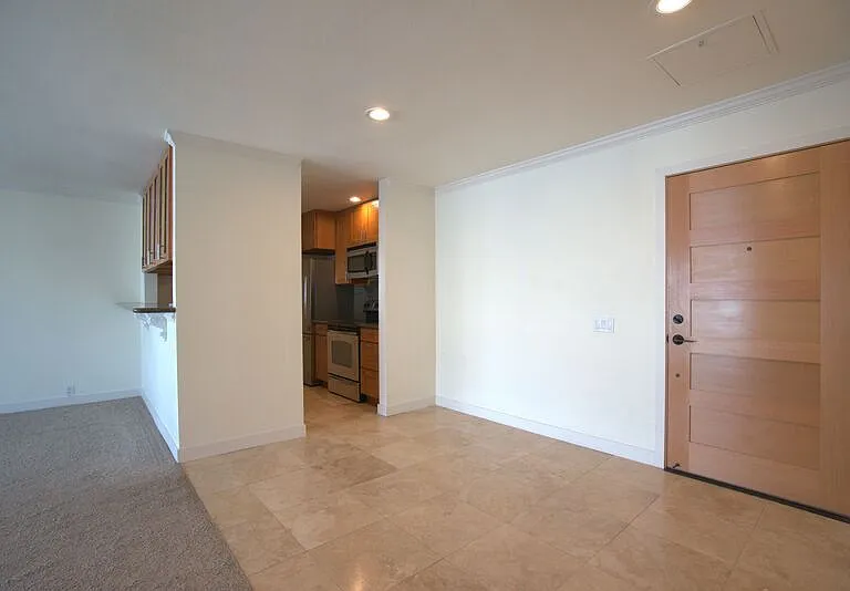 6401 Lake Washington Blvd NE #303 — Photo 5