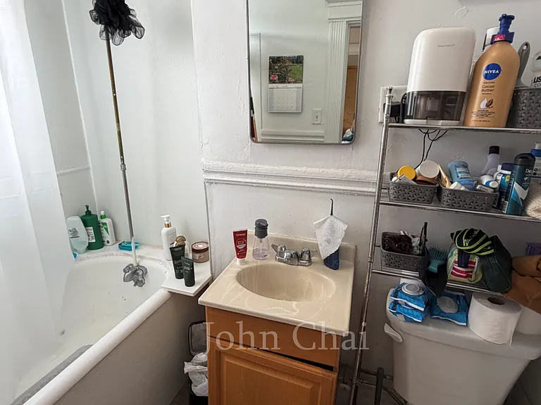 5 Walbridge St #15 — Photo 9