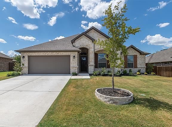 2nd image of 209 White Willow Way