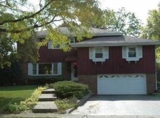 29 W Rand Rd, Villa Park, IL 60181