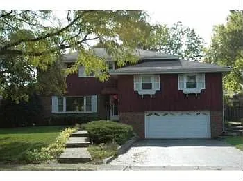 29 W Rand Rd photo 1
