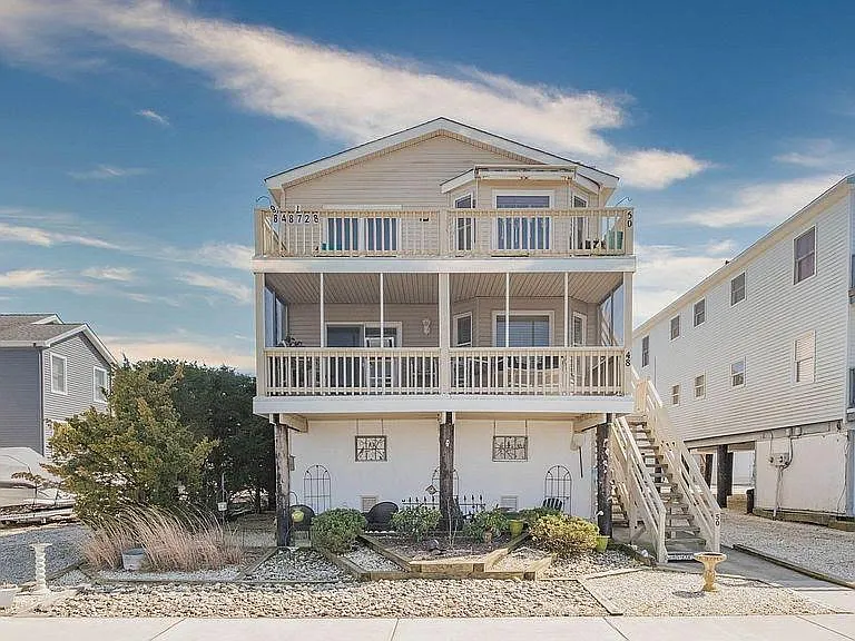 W 55th St, Ocean City — Photo 1