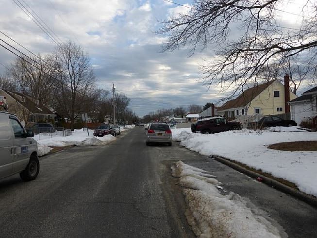 2nd image of 182 Front Ave