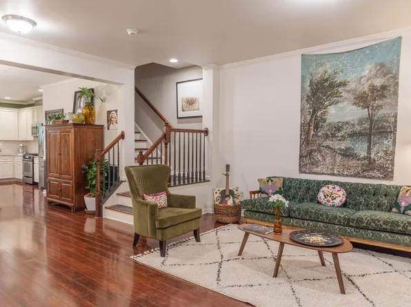 130 Camellia St, Chapel Hill, NC 27516