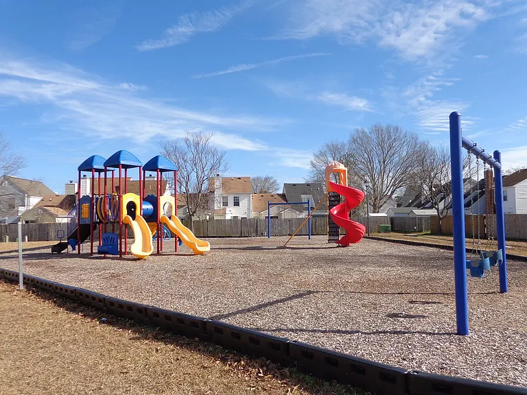 3500 Remington Ct — Photo 16
