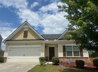 1053 Sutherland Dr, Winder, GA 30680