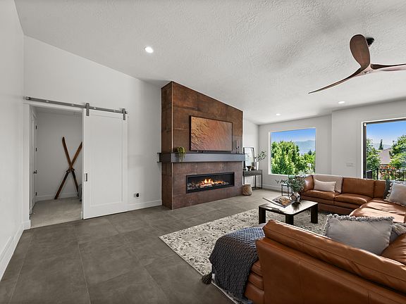 5th image of 507 W Windmill Gate Cv