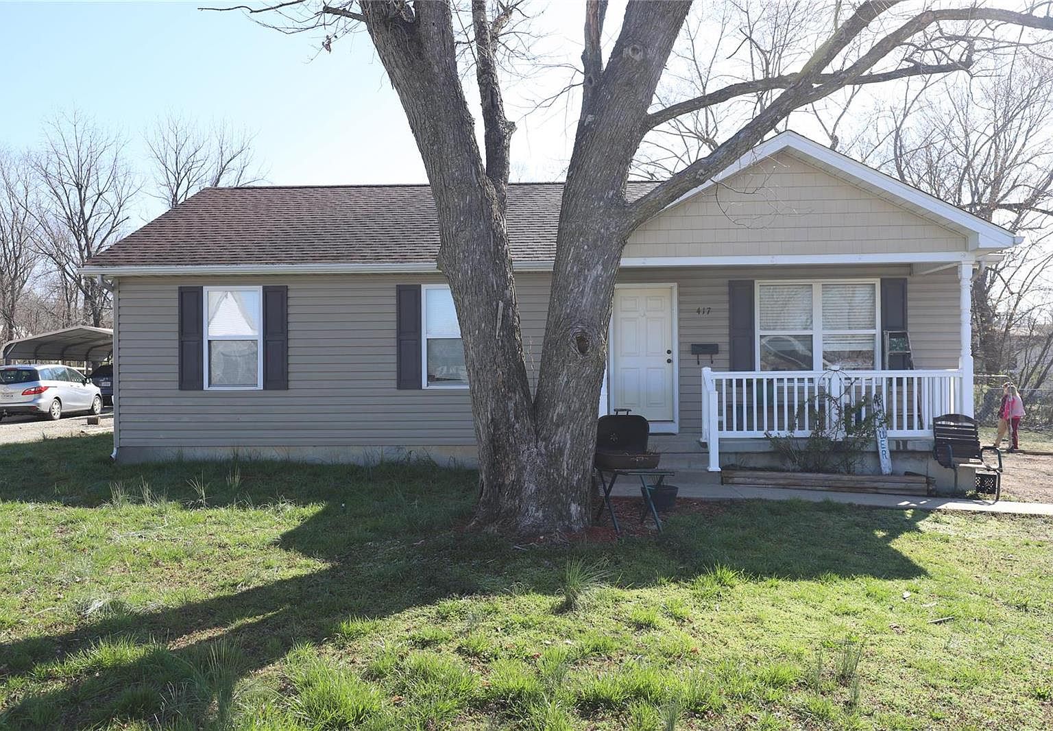 417 N Mine La Motte St, Fredericktown, MO 63645 Zillow