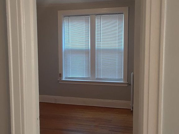 4th image of 2805 37th St APT 1B