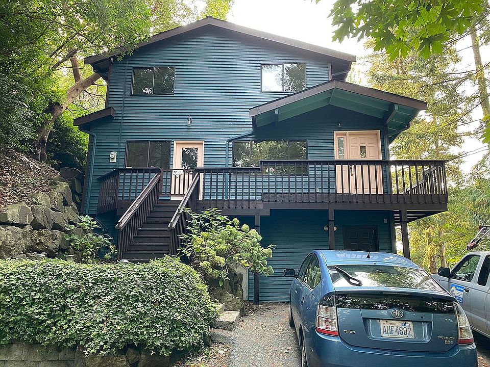 1st image of 525 N 181st St