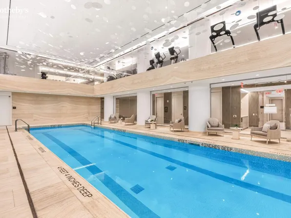 138 East 50th Street image 12 of 15