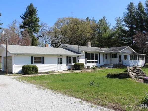 5140 E 200th St S, Knox, IN 46534