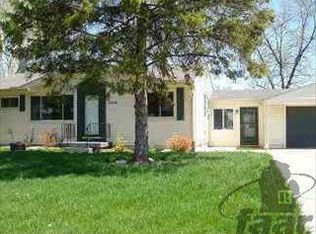 1269 Carlson Dr, Burton, MI 48509