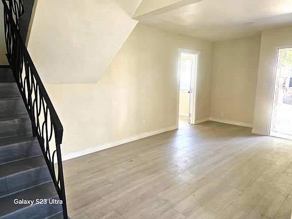 2nd image of 1820 Vine St APT A