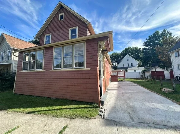 39 Elm St, Binghamton, NY 13905