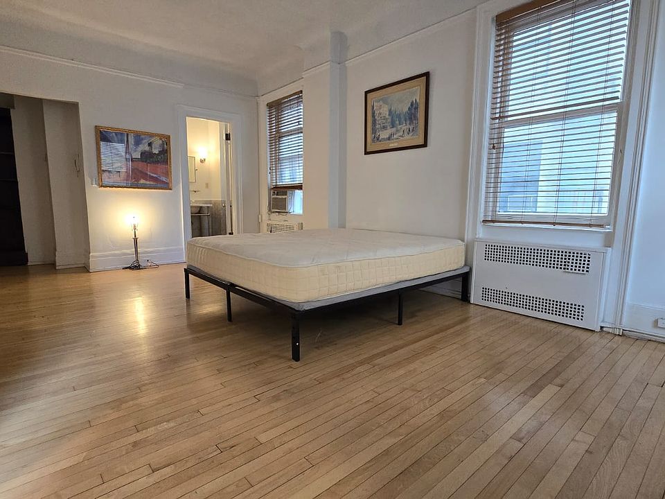 1st image of 26 E 63rd St APT 10D