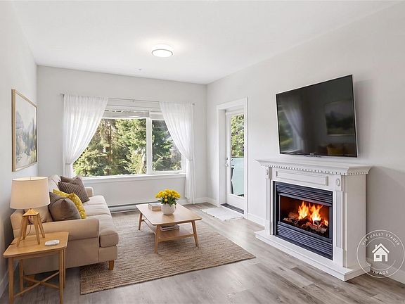 4th image of 20 Barsby Ave #308
