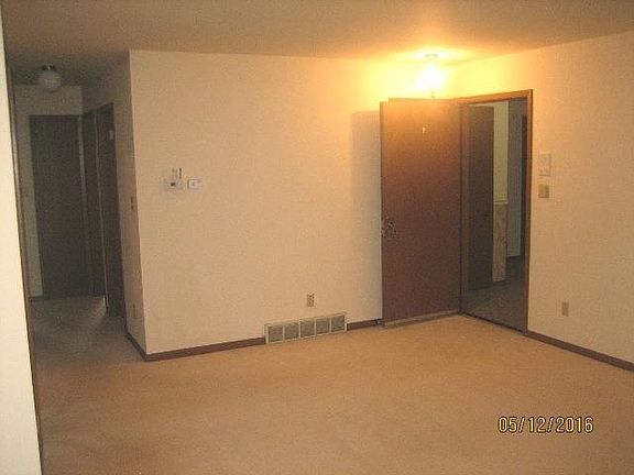4th image of 2528 Cross Creek Dr APT A