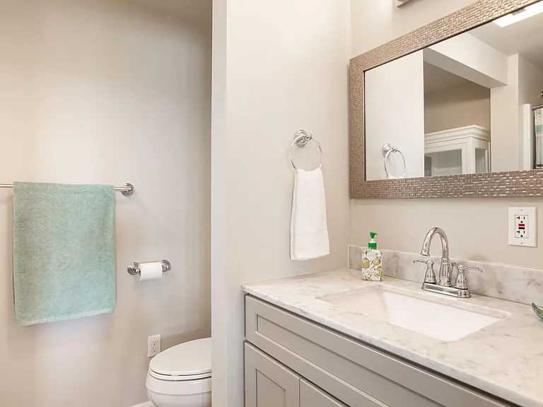 1394 Ocean Rd — Photo 17