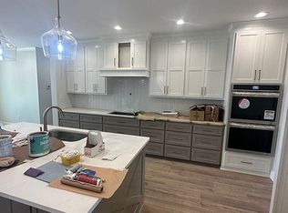 12215 Oak Grove Dr, Tyler, TX 75706