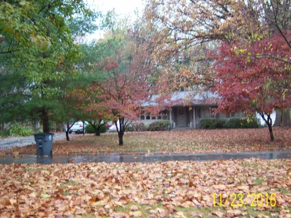 1201 Harrelton Ct, Evansville, IN 47714