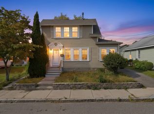 125 Upham St, Lowell, MA 01851