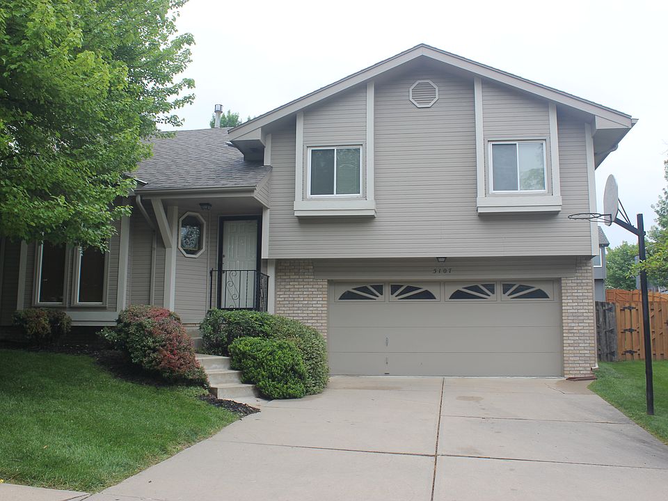 1st image of 5107 N 128th St