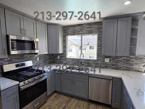 5th image of 14355 Burbank Blvd #12