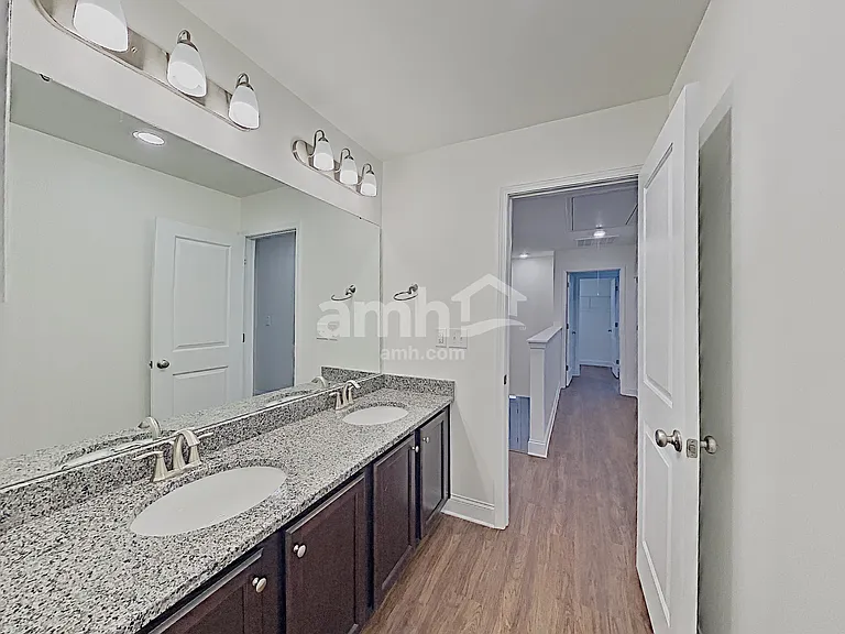 331 Elmhurst Dr — Photo 25