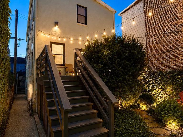 1811 W Cortland St #1A — Photo 1