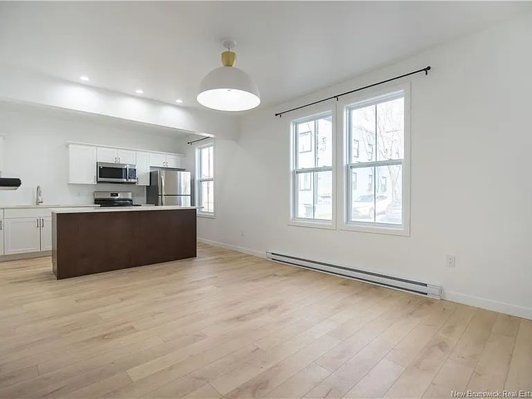 20 Harding St #2 — Photo 2