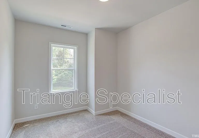 617 Battleboro Dr — Photo 17
