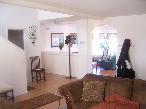 3rd image of 113 El Dorado Ct