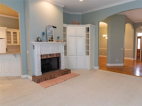 3rd image of 4305 W Braymore Dr