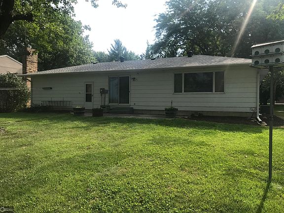 5th image of 1605 Highland Ave