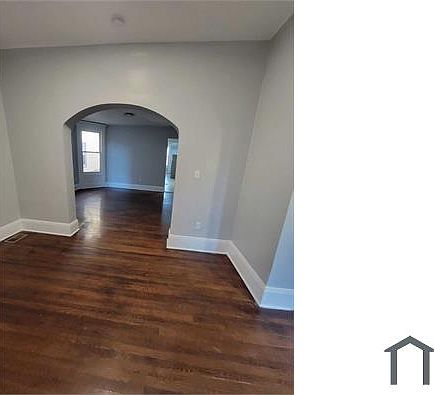 3rd image of 39 Farley Ave Floor 1