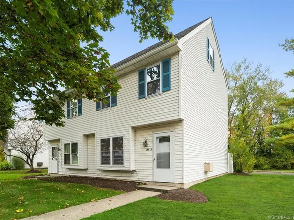 146 Grassy Plain Street #B, Bethel, CT 06801