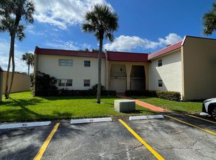 134 Lake Frances Dr, West Palm Beach, FL 33411
