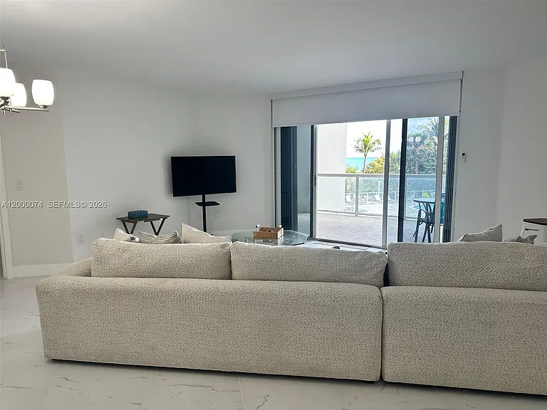 8925 Collins Ave #2J — Photo 14