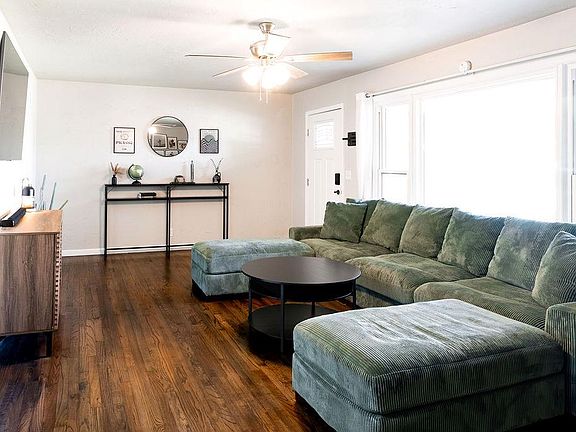 5th image of 812 Allison Pl