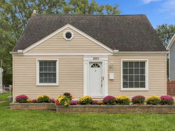 1037 Royal Ave, Royal Oak, MI 48073