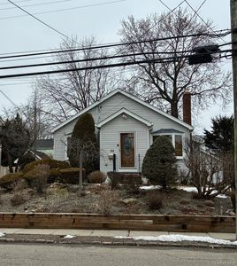 86 Scarcliffe Drive, Malverne, NY, 11565