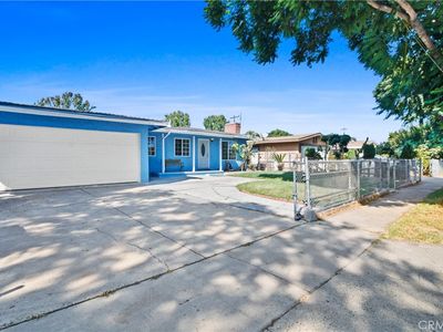 1414 S Douglas St, Santa Ana, CA, 92704