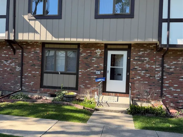 1200 32nd St S APT 53, Great Falls, MT 59405